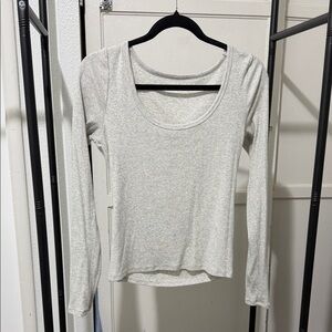 Hollister Light Gray Long Sleeve Tee